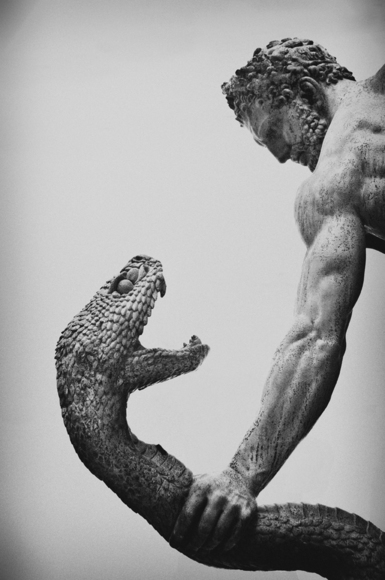 Hercule combattant Achlos