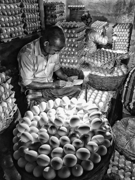 Egg seller