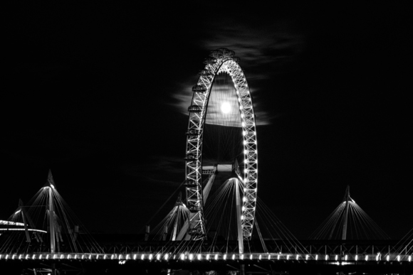 Moonlit Eye of London