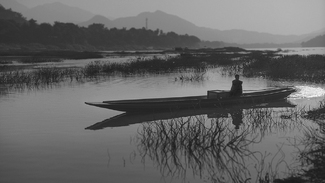 Novice in Boat Mekong Novice in Boat Mekong