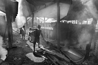 Charcoal Children of Ulingan I Charcoal Children of Ulingan I